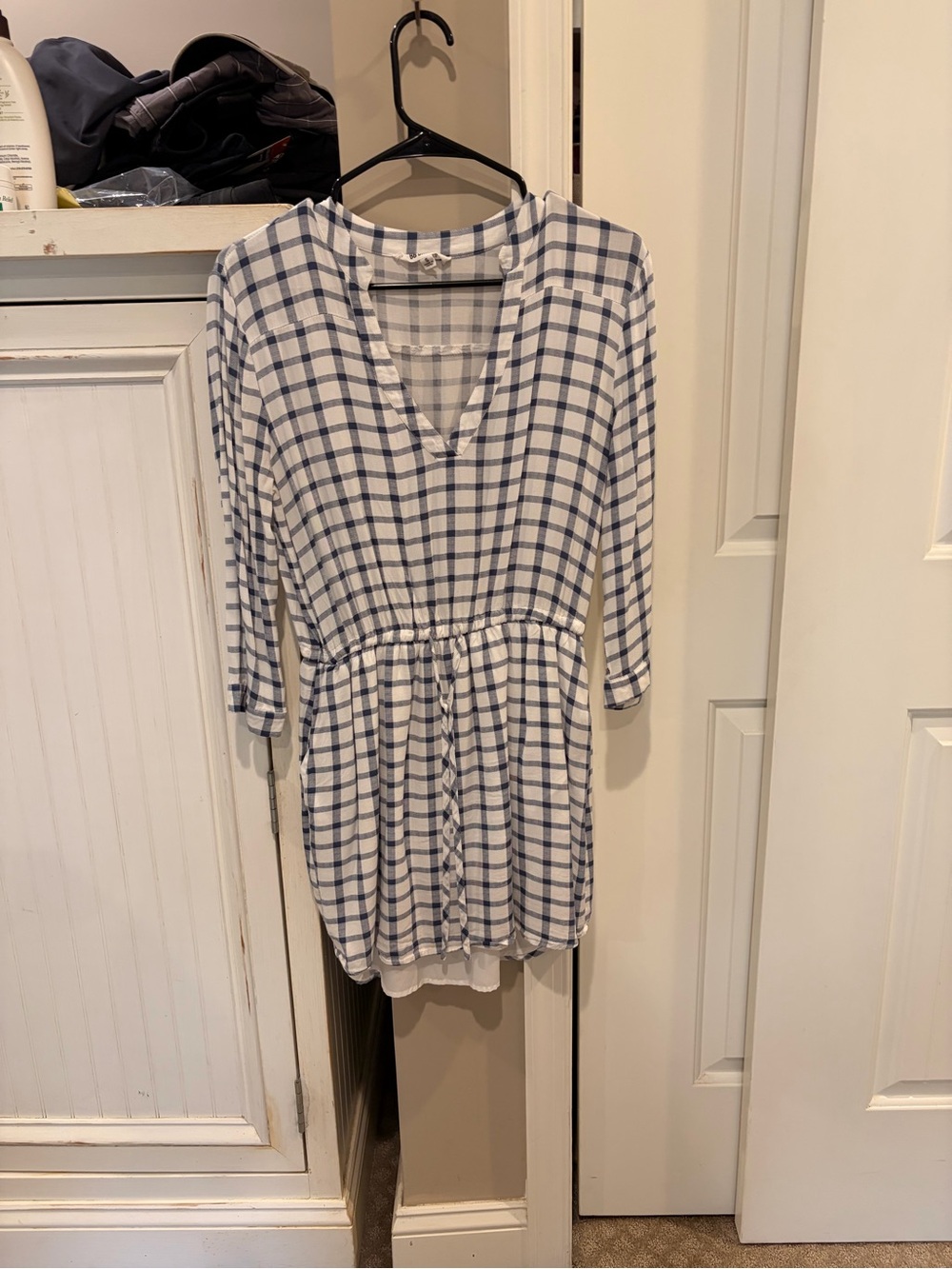 BB Dakota White and Navy Plaid V-Neck Drawstring Mini Dress